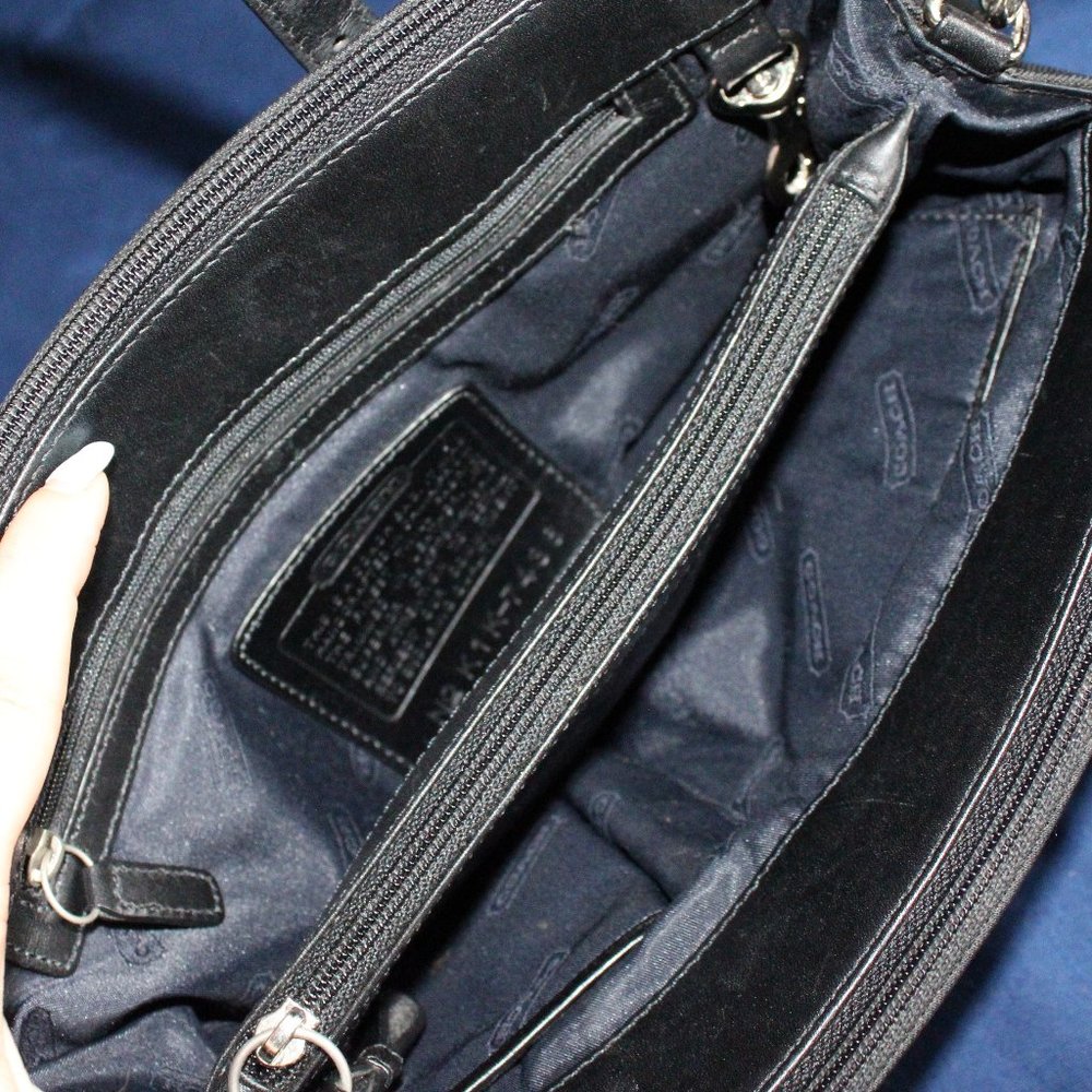 Coach Solid Color Handbag - Picture 14 of 14